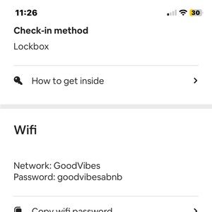 Louis Vuitton nano speedy bag black and beige Like new condition it, nfc chip